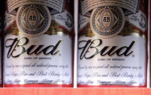 La Budweiser de Anheuser Busch, se vende bajo el nombre "Bud" en Europa.
