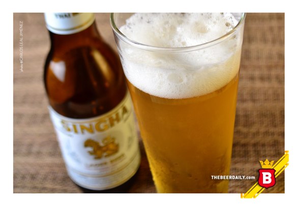 Una Lager hecha usando 100% malta de cebada, esta Singha