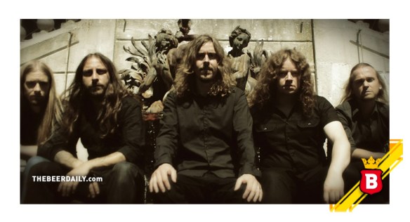 "No es que estemos enojados, siempre salimos con esta cara en la foto porque nos ofrecieron unas Bud Light"